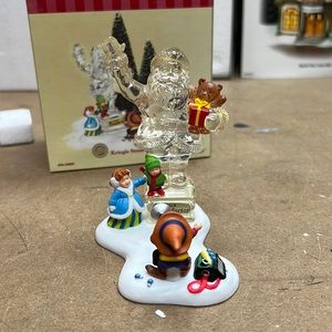 Department 56 Kringle Street Town Santa